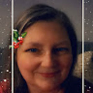 Meet your Posher, Deedee